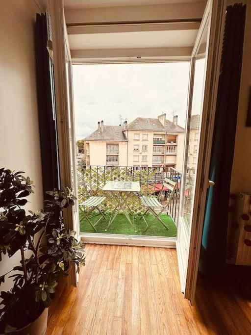 Le Petit Bijou Hyper Centre Sedan Apartment ภายนอก รูปภาพ